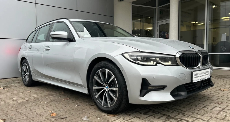 BMW Seria 3 cena 104999 przebieg: 186000, rok produkcji 2020 z Przemyśl małe 667